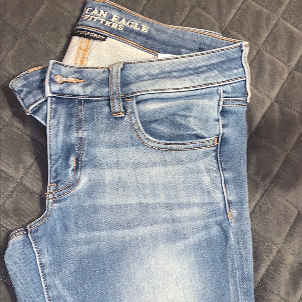 AMERICAN EAGLE SUPER LOW JEGGINGS